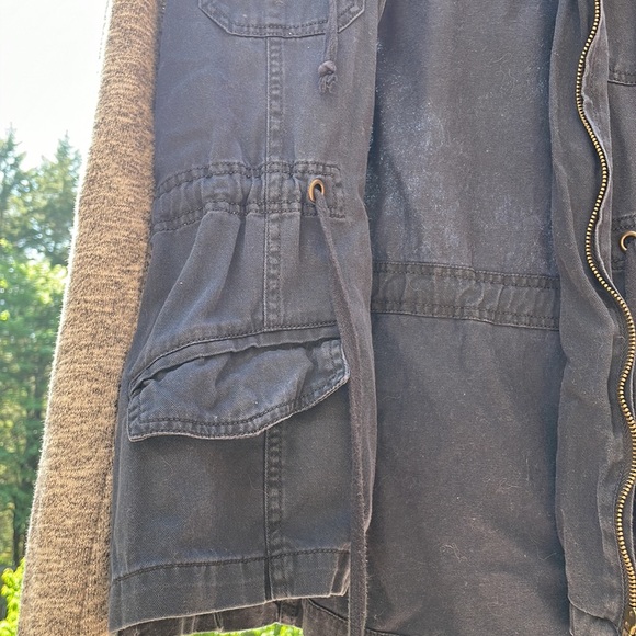 Women’s Drawstring Jacket - Picture 2 of 4